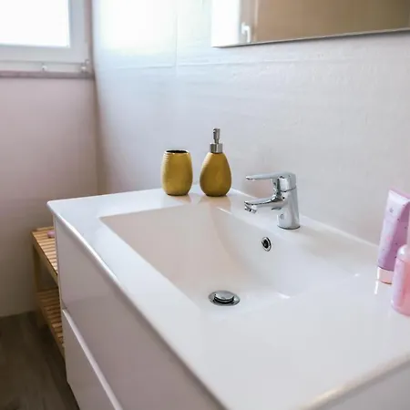 Marlin House Iii פניש