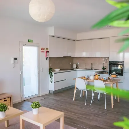 בית נופש Marlin House Iii *