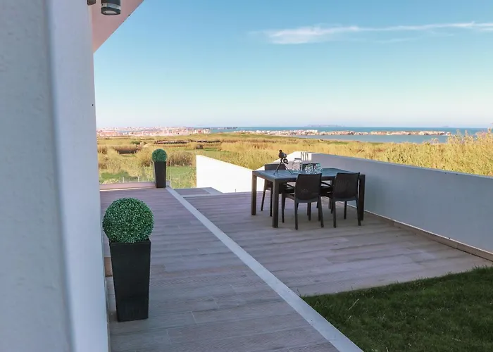 Marlin House Iii Дом отдыха *