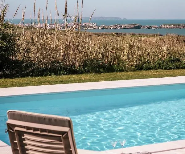 Marlin House Iii Дом отдыха *